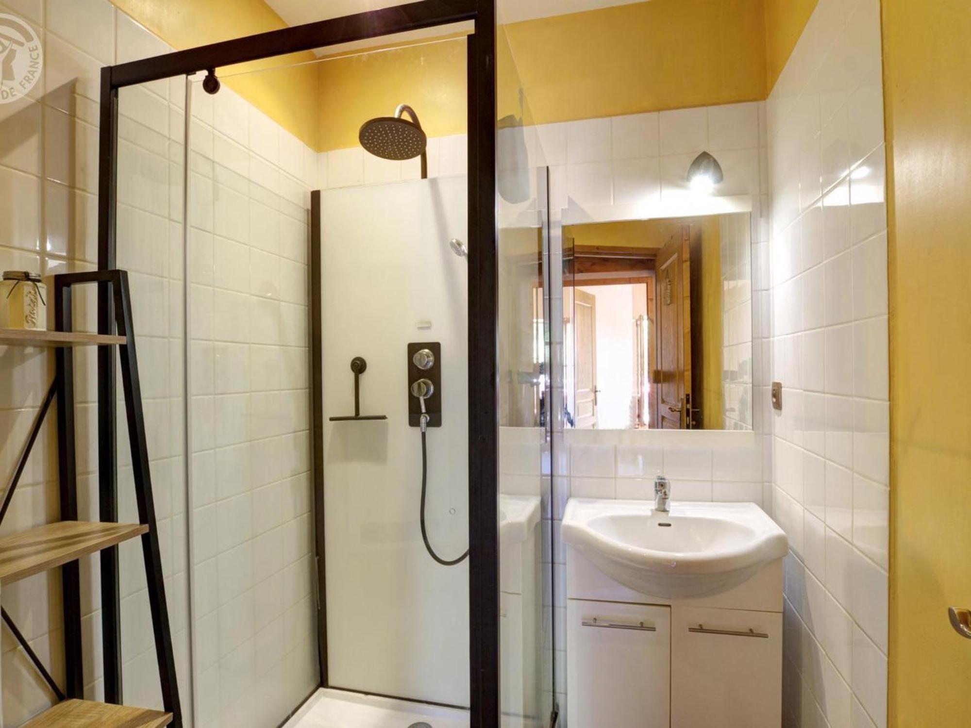Gite De Charme Avec 2 Terrasses, Au Coeur Du Parc Du Pilat, Confortable Et Equipe - Fr-1-496-40 Malleval Exterior foto